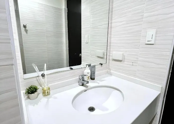 Cf Haven - Living W/ Balcony At Bamboo Bay Aparthotel