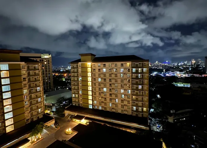 Cf Haven - Living W/ Balcony At Bamboo Bay 3* Mandaue City