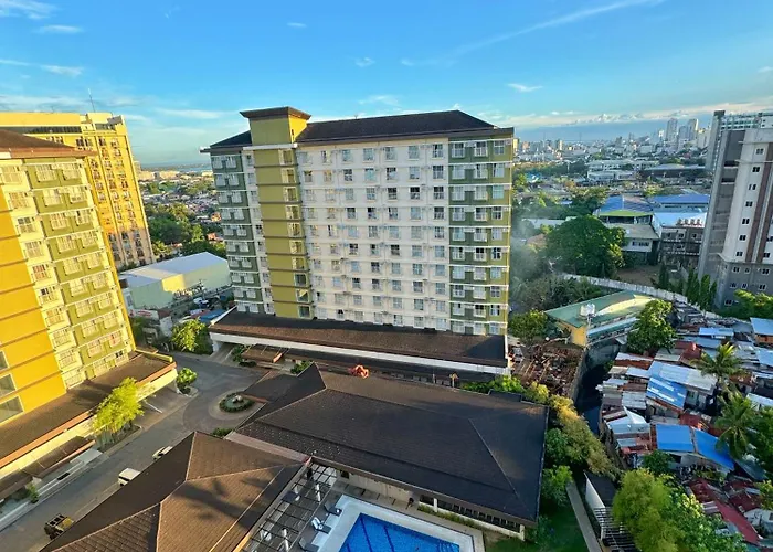 Cf Haven - Living W/ Balcony At Bamboo Bay Aparthotel
